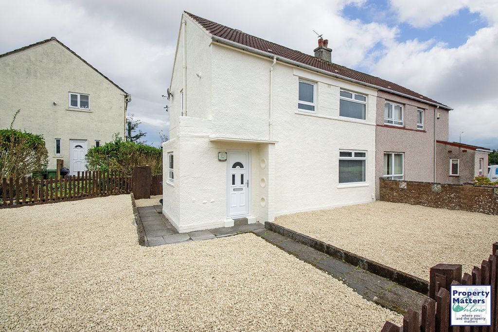 Property photo 1 of 13 3 Bedroom Semi-Detached House