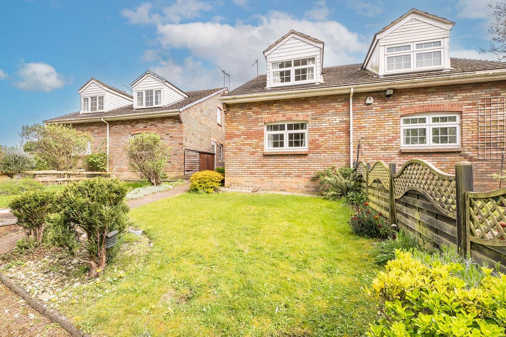 Property photo 1 of 10 Photo 12