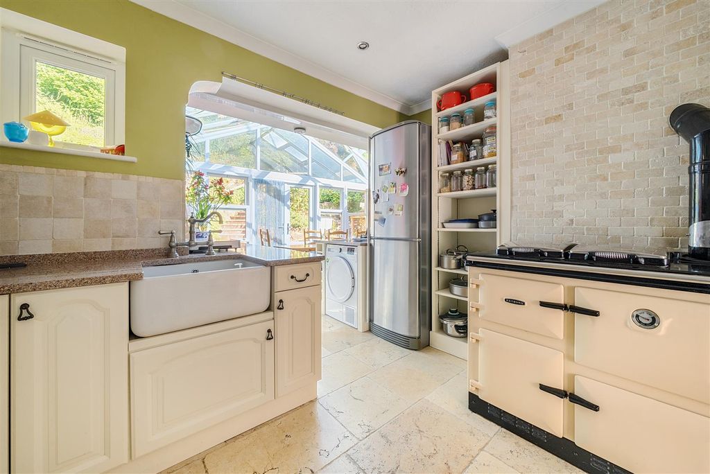 Property photo 2 of 22 Kitchen