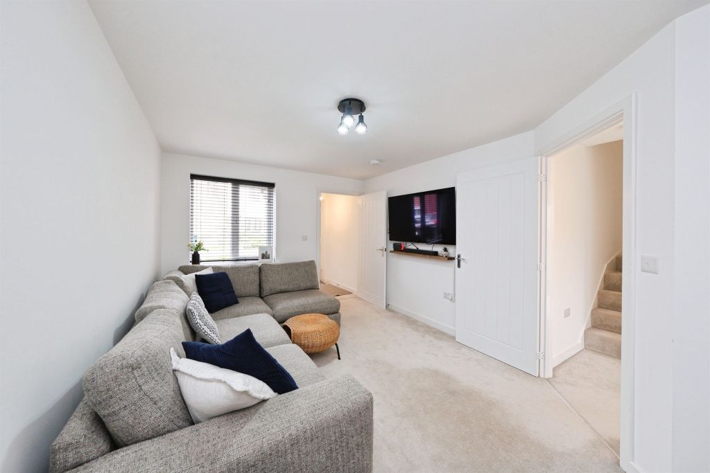 Property photo 3 of 20