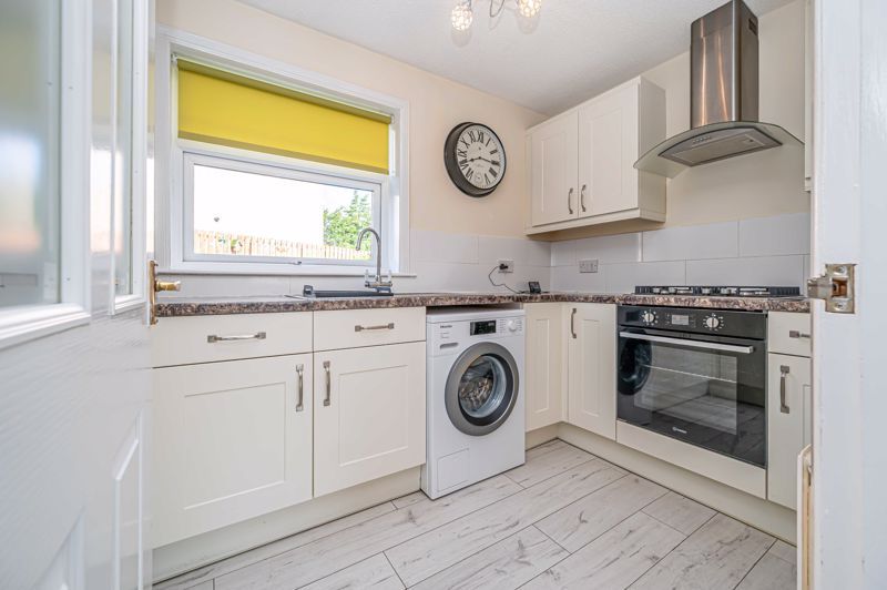 Property photo 2 of 18 Kitchen