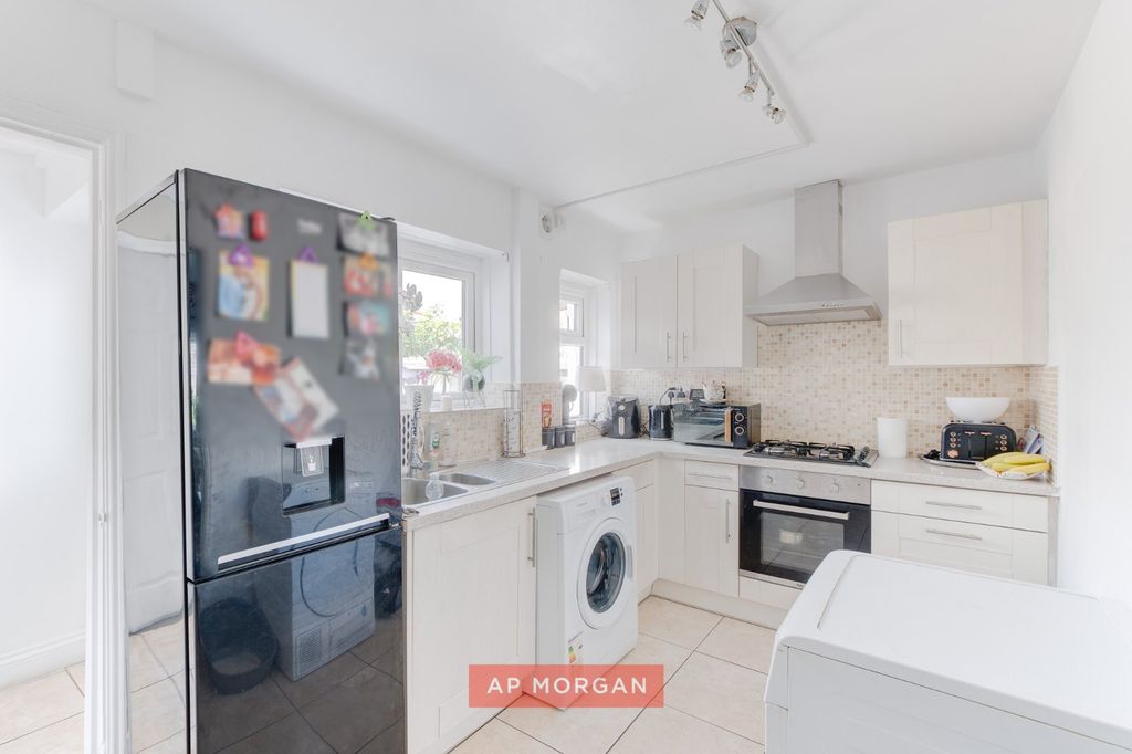 Property photo 3 of 11 Picture No. 05