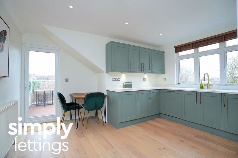 Property photo 2 of 14 Photo 9