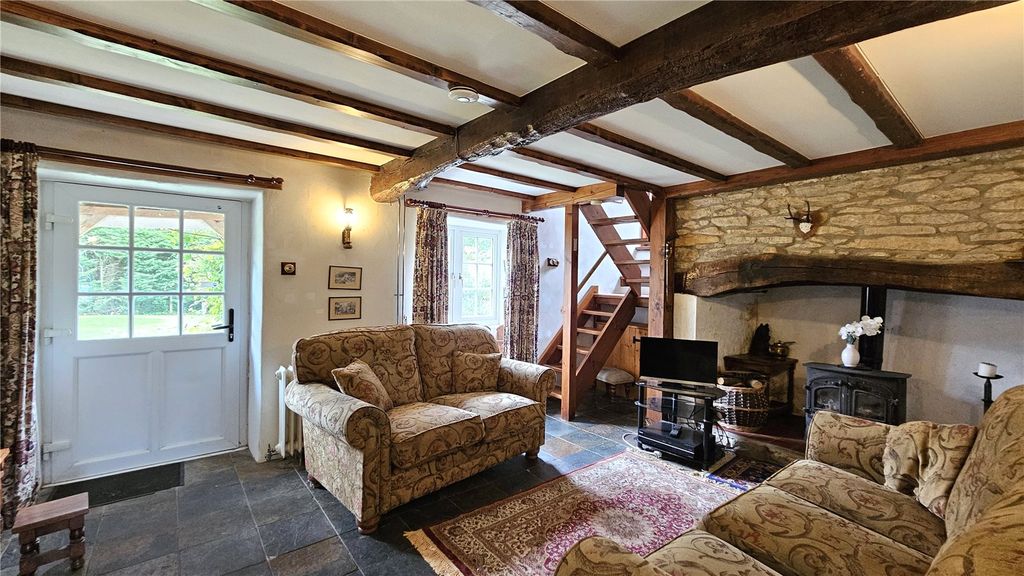 Property photo 3 of 21 Picture 3