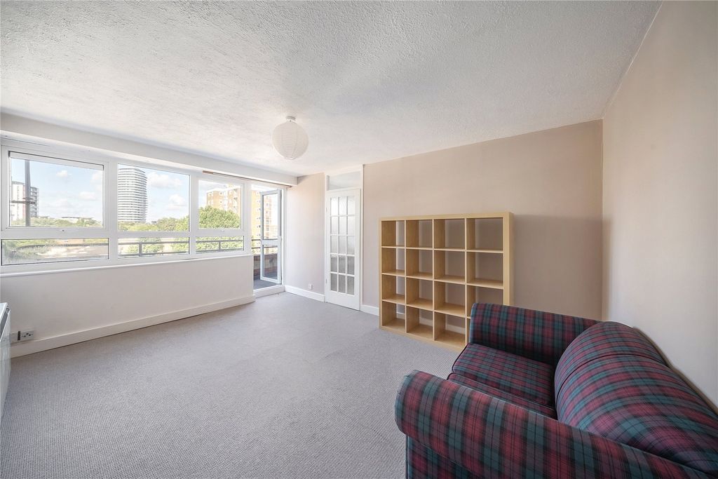 Property photo 3 of 10 Picture No. 05
