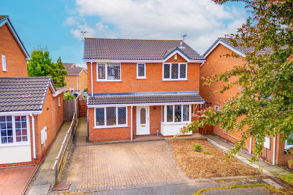 Property photo 1 of 16