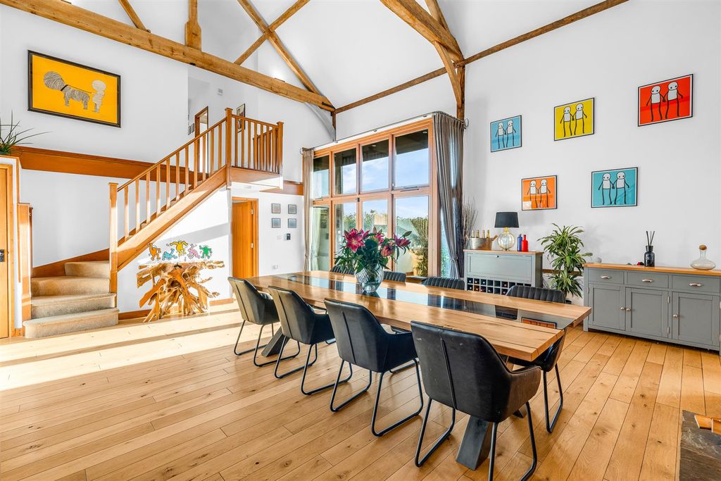 Property photo 3 of 41 Internal-11.Jpg