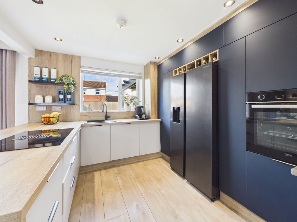 Property photo 3 of 22 5010985