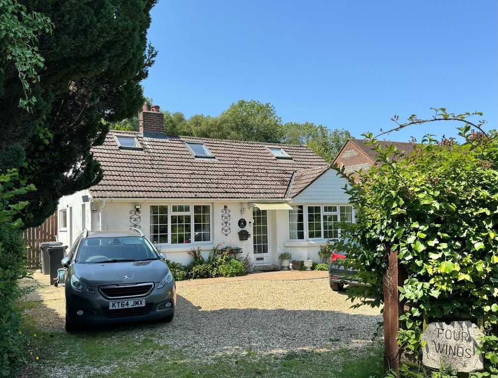 Property photo 2 of 33