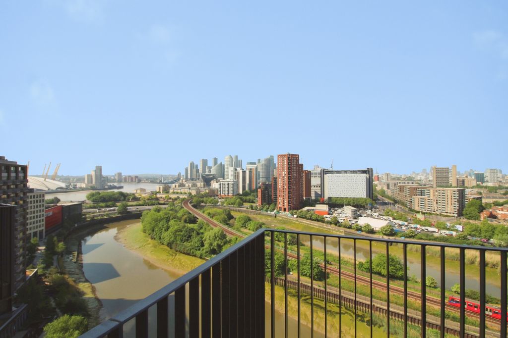 Property photo 1 of 11 Balcony.Jpg