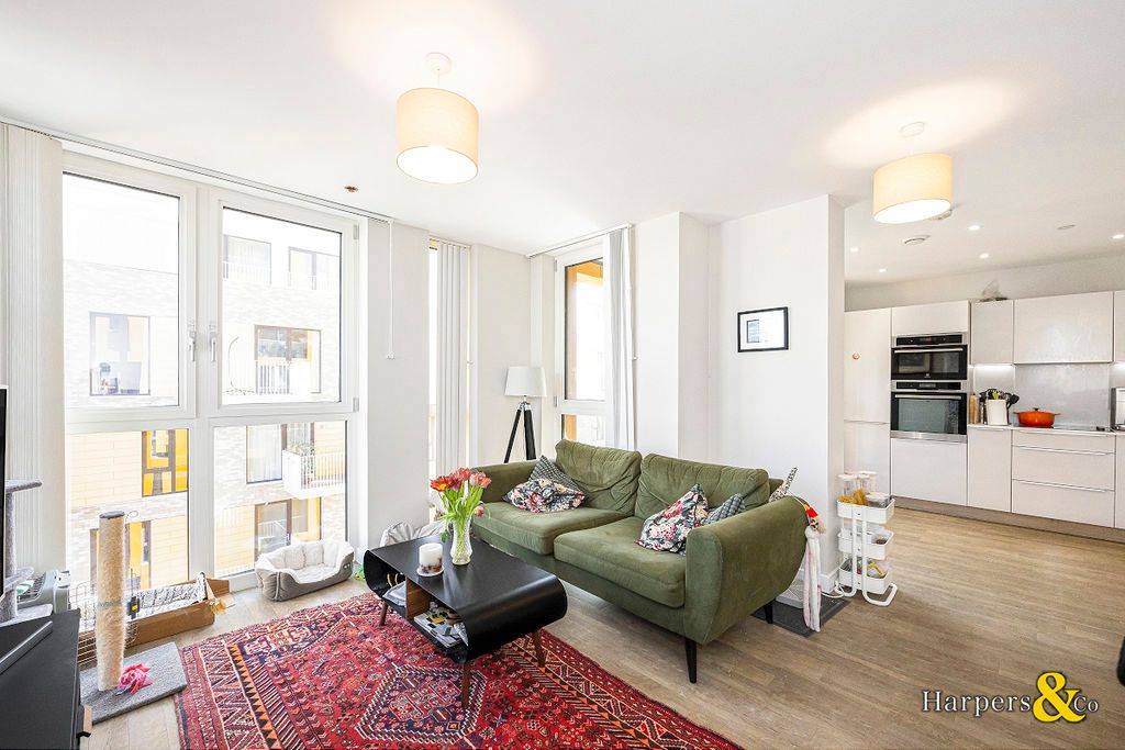 Property photo 2 of 9 Photo 7