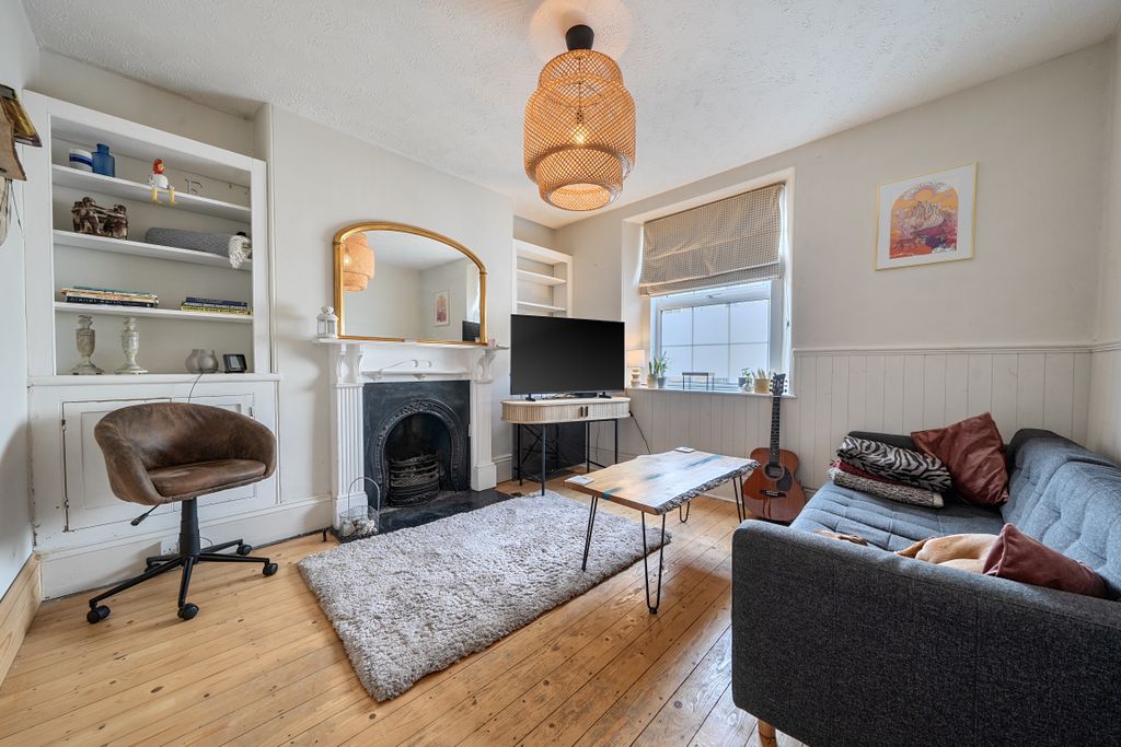 Property photo 2 of 17 1448827-2-69E87ba33A945