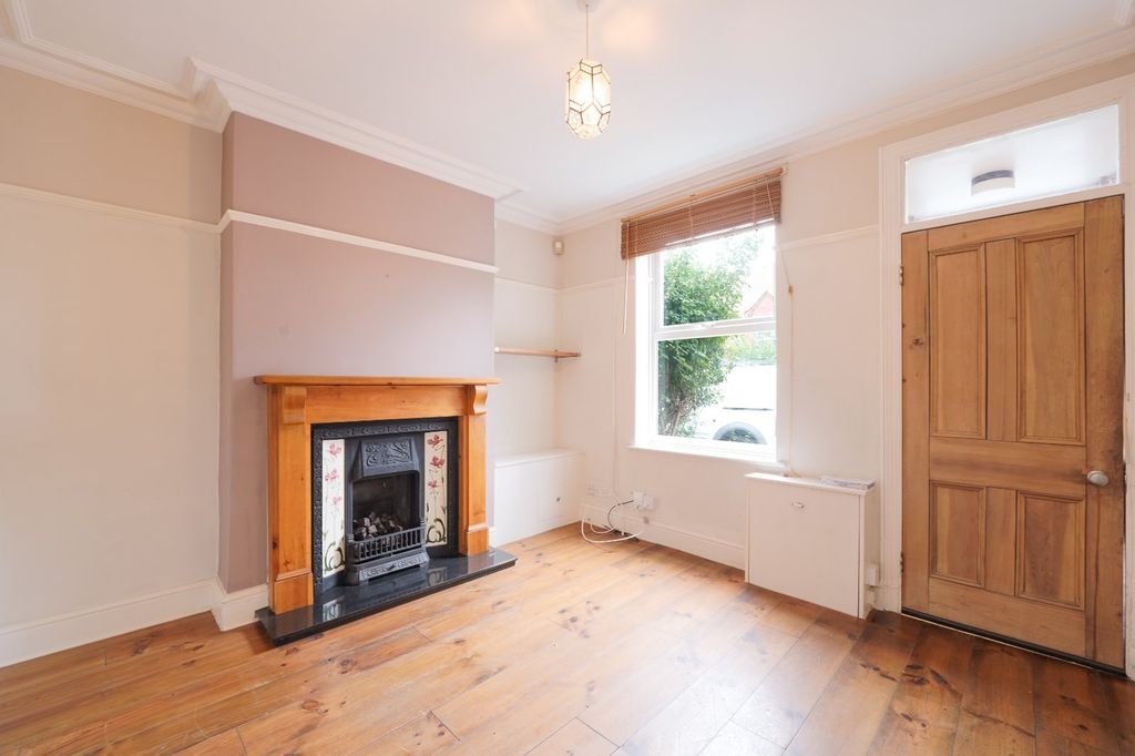 Property photo 2 of 18 Picture No. 01