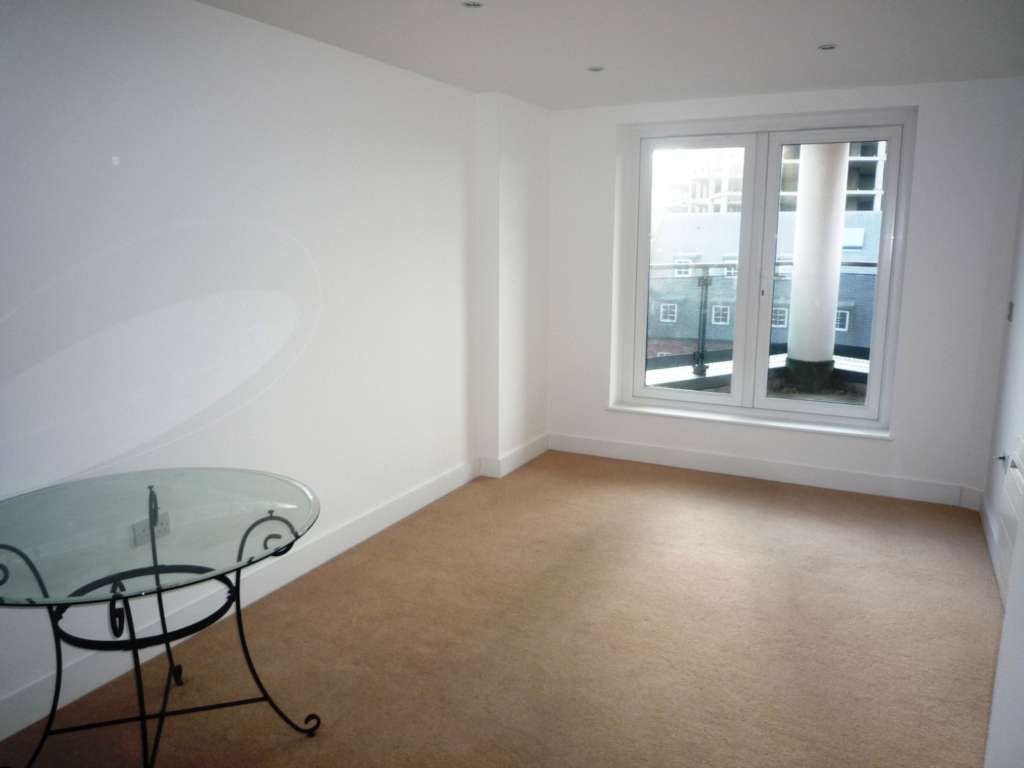 Property photo 3 of 8