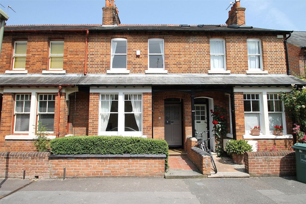 3 bed property to rent Osney