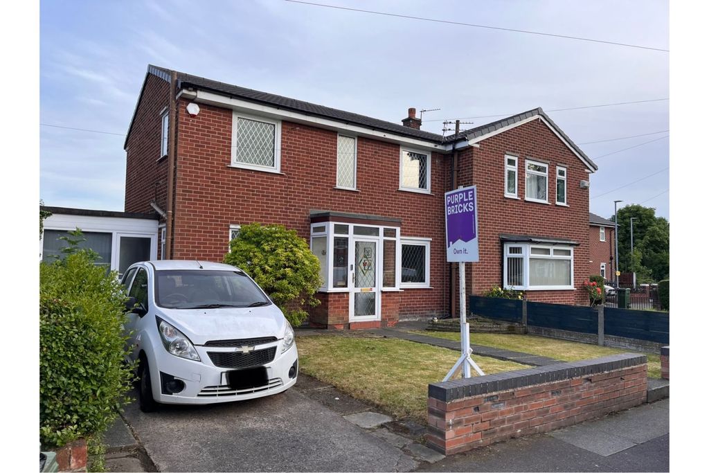 Property photo 3 of 13