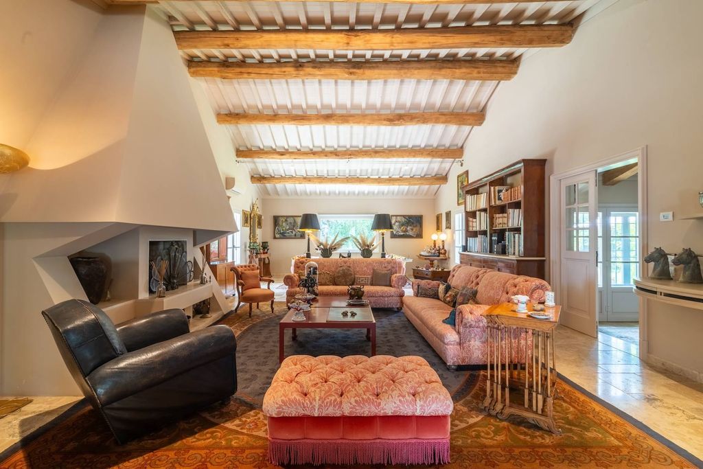 Property photo 1 of 35