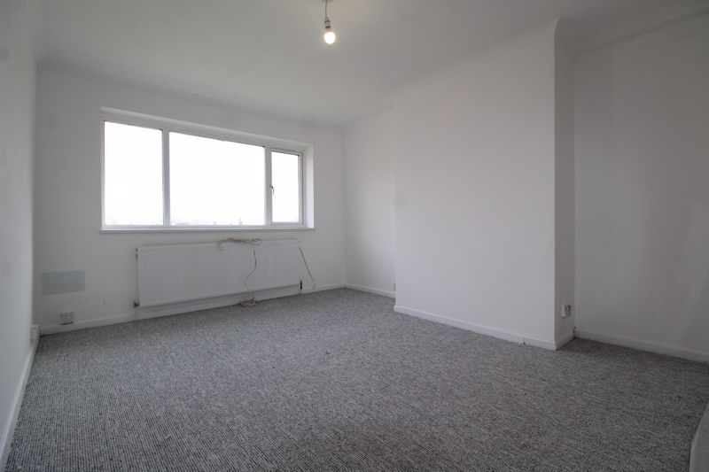 Property photo 3 of 16 Photo 12