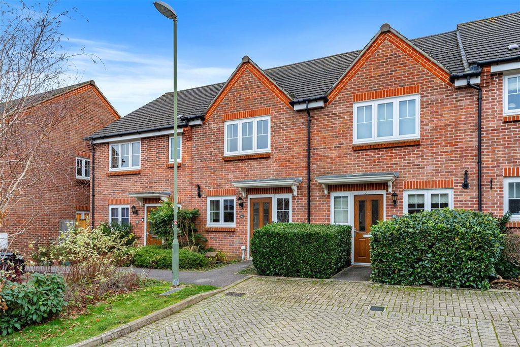 Property photo 1 of 8 Mgpxfwphi0Cymyvflz8Ikq.Jpg