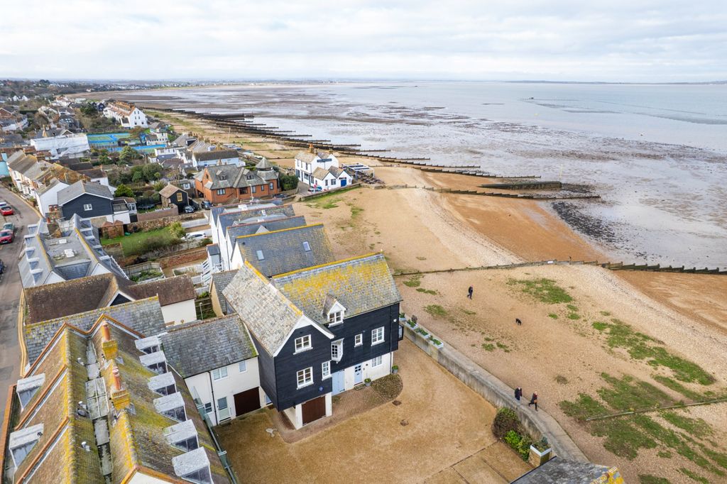 Property photo 1 of 28 Picture No. 48