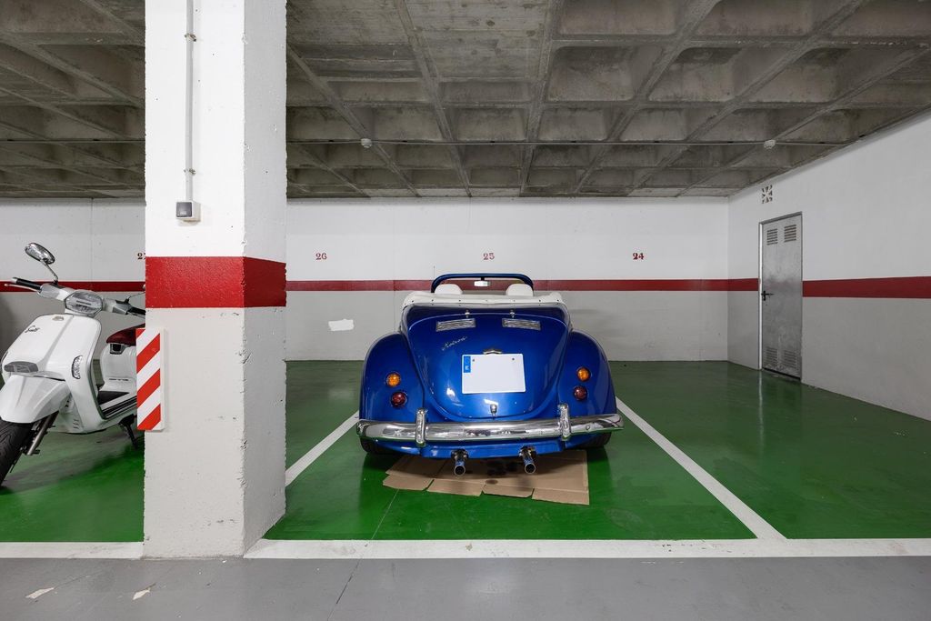 Property photo 1 of 2