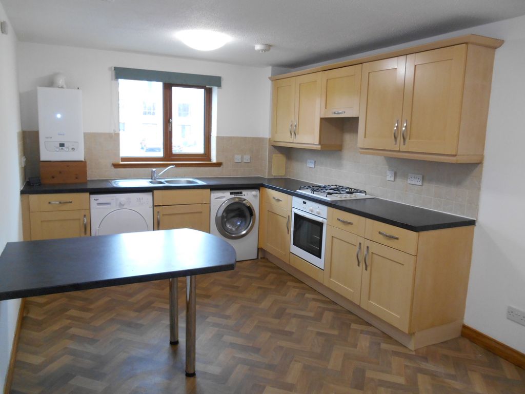Property photo 2 of 7