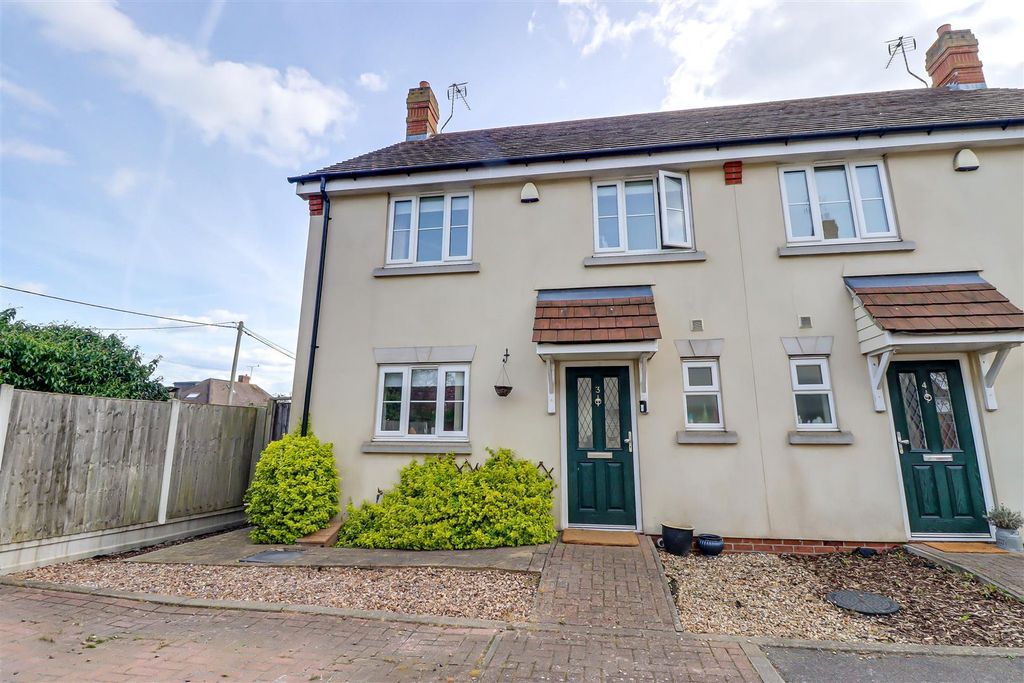 Property photo 1 of 23