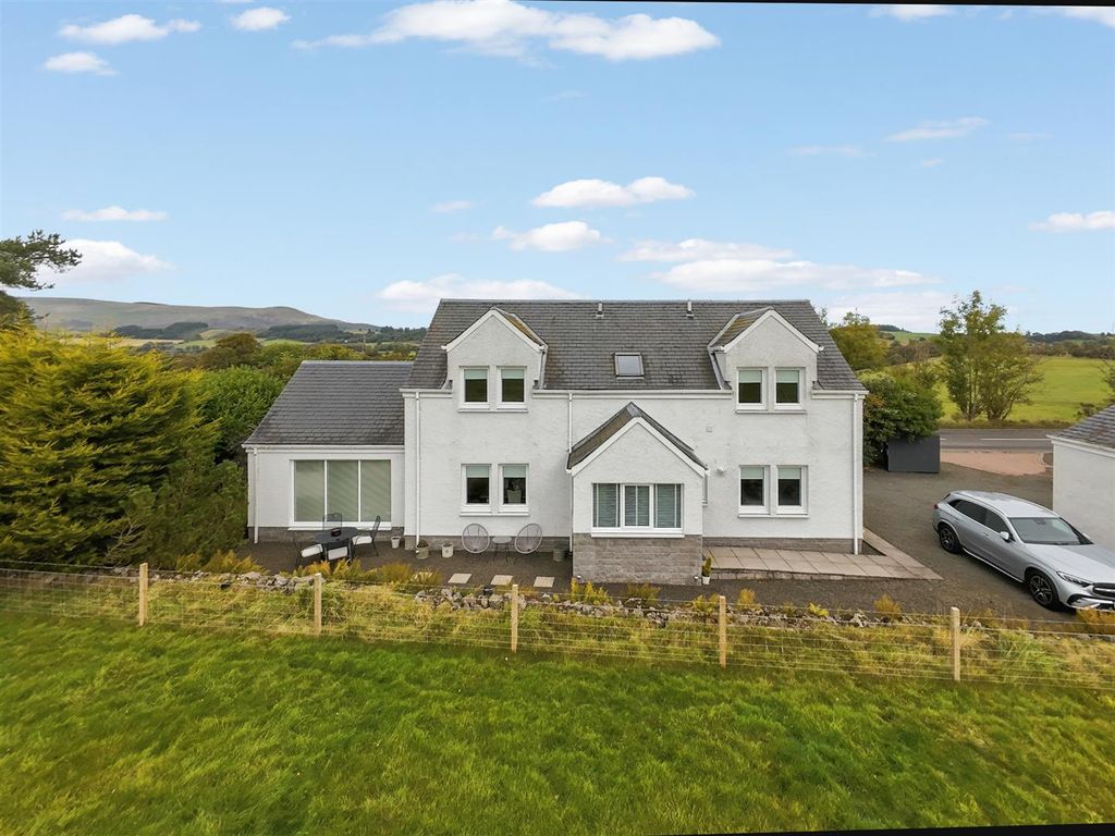 Property photo 1 of 29 Dji_20250929114936_0070_D.Jpg