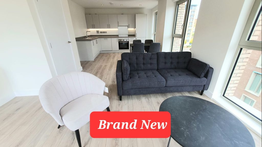 Property photo 2 of 26