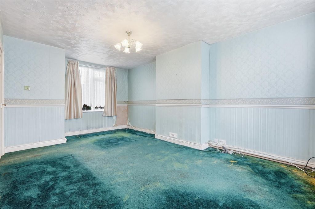 Property photo 3 of 21 Img_0444.Jpg