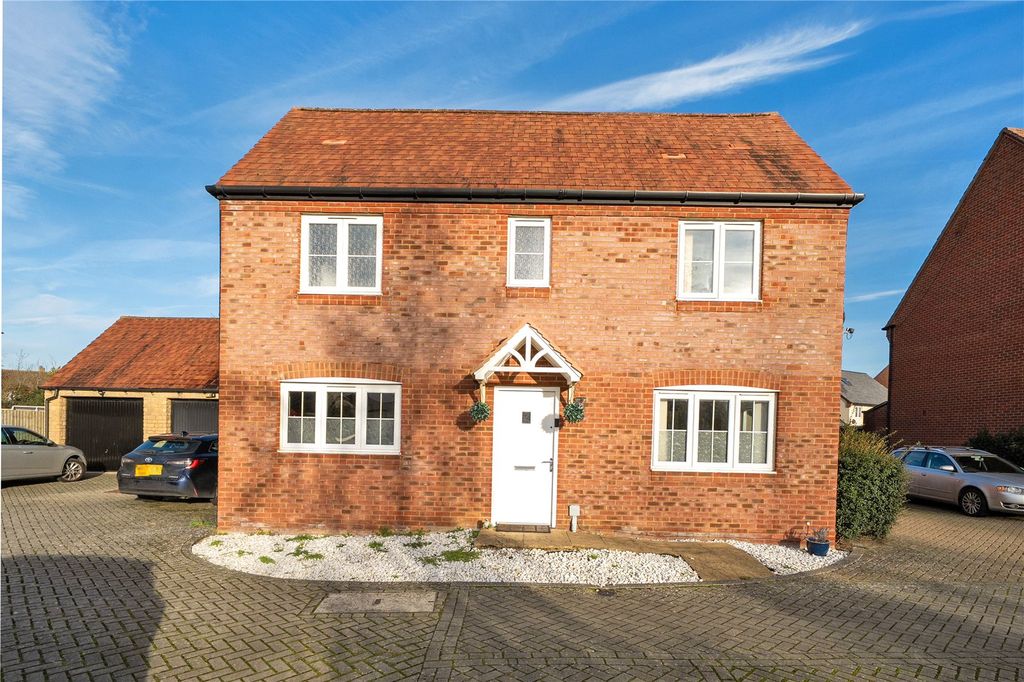 Property photo 2 of 19 Picture No. 30