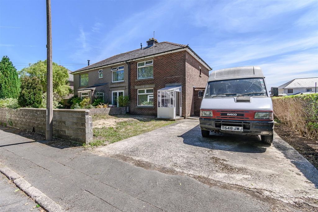 Property photo 1 of 23