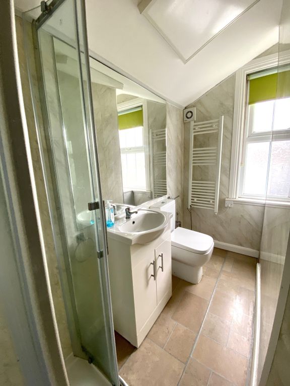 Property photo 2 of 8 Gallery