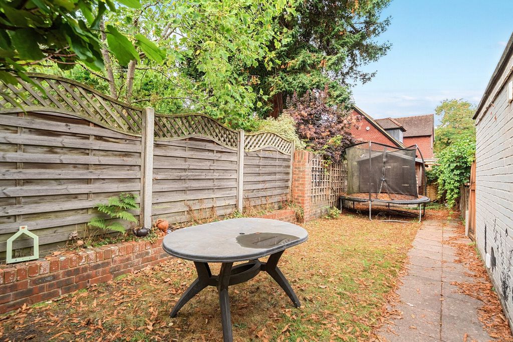 Property photo 2 of 14 Picture No. 15