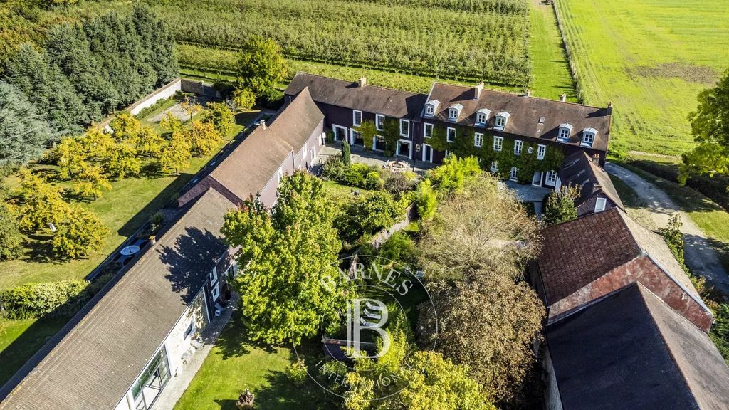 Property photo 1 of 62