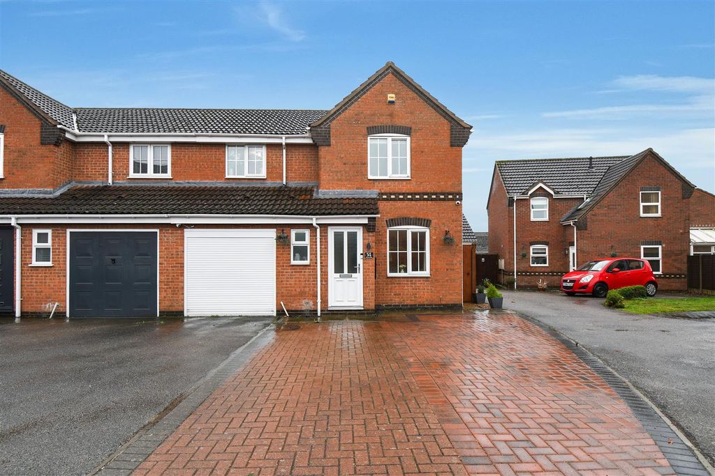 Property photo 1 of 19 Front