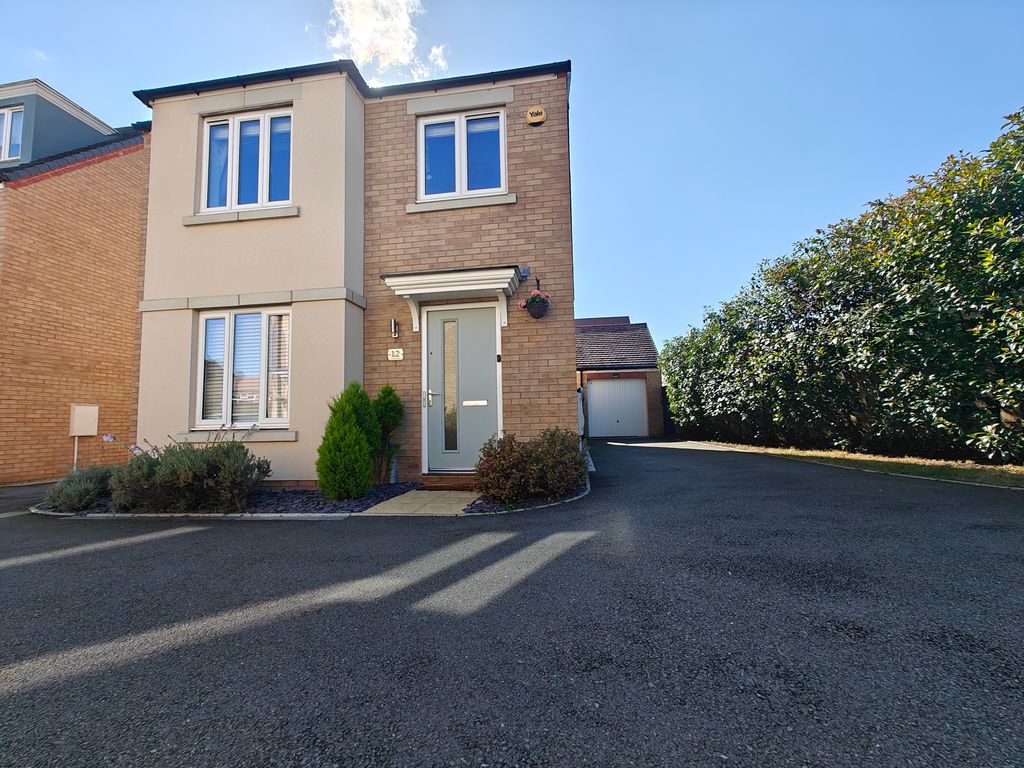 Property photo 1 of 23 1000013521