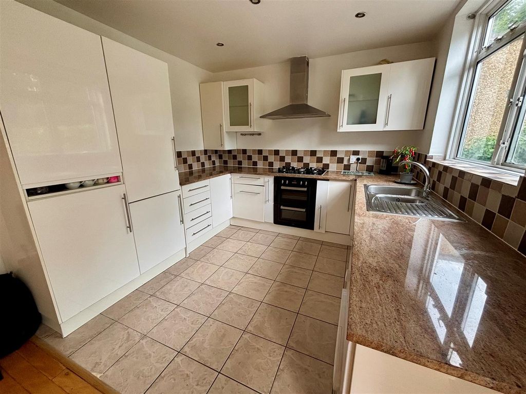 Property photo 2 of 15 Kitchen.Jpg