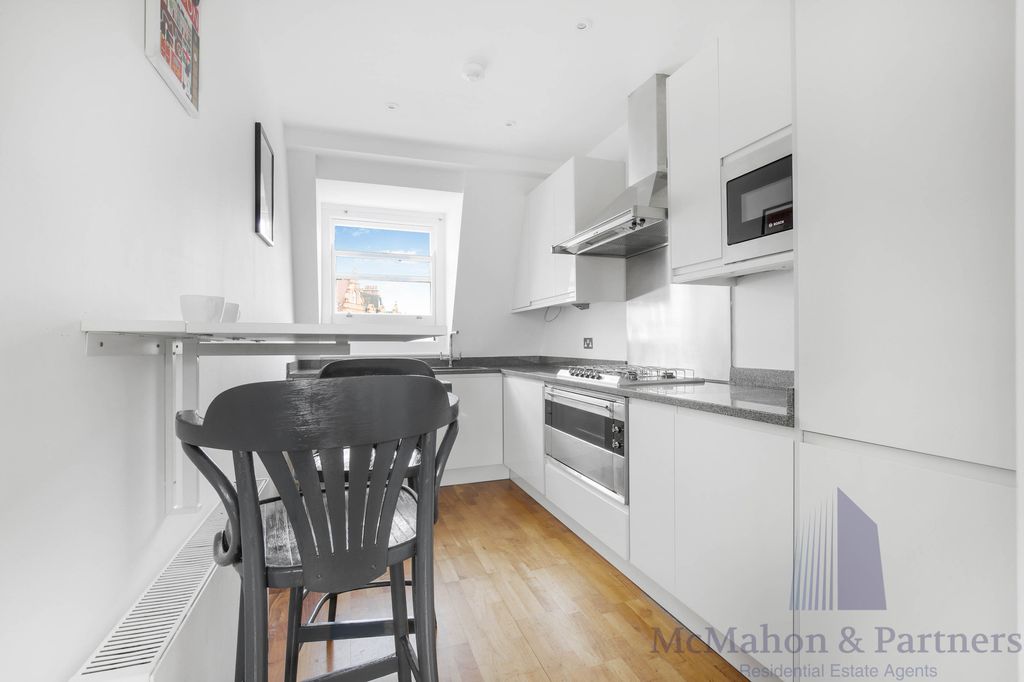 Property photo 3 of 21