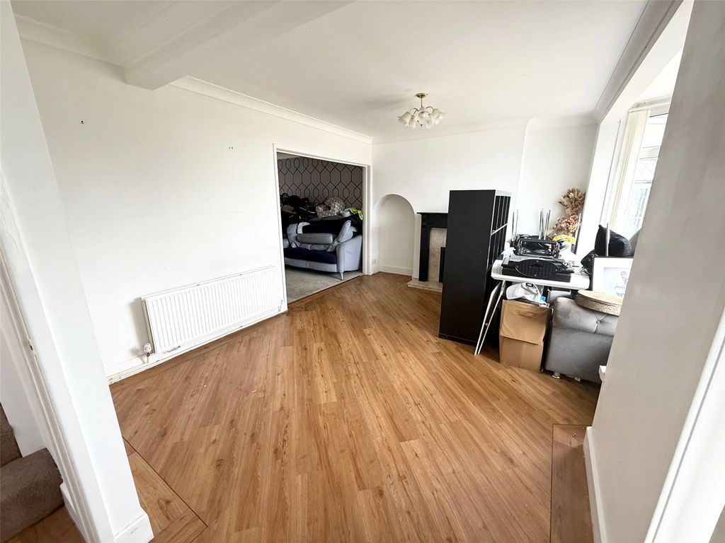 Property photo 2 of 8 Picture No. 03