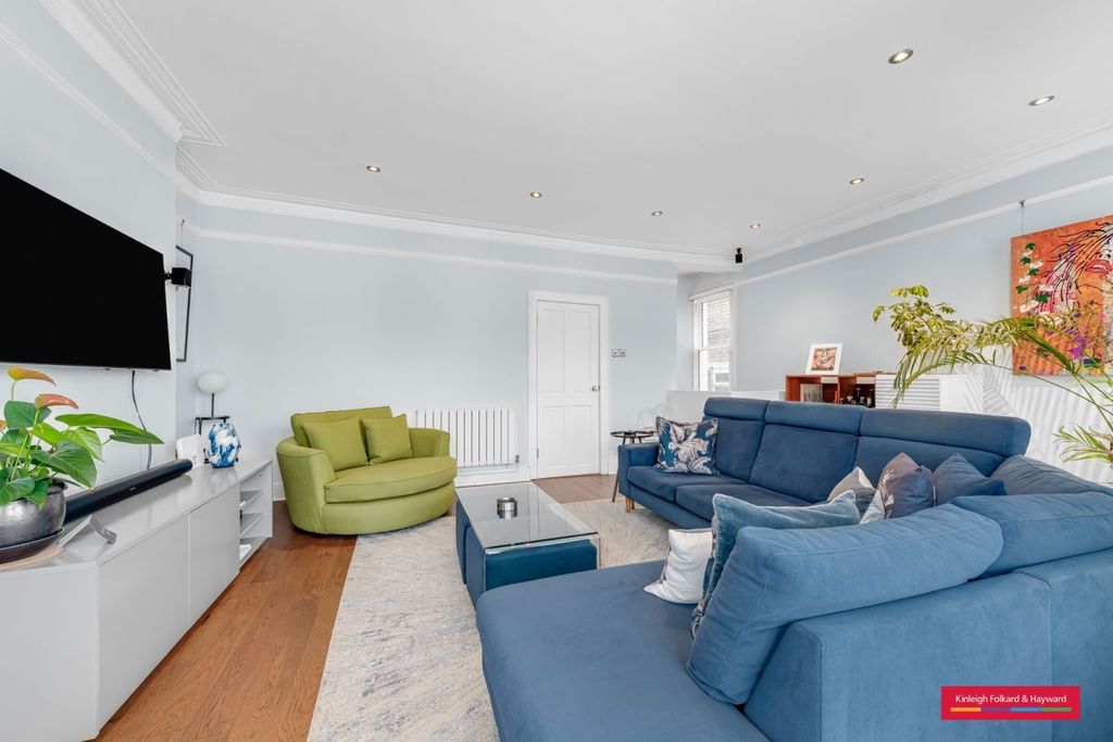 Property photo 2 of 14 Kfh-49A_Fordwych_Roa