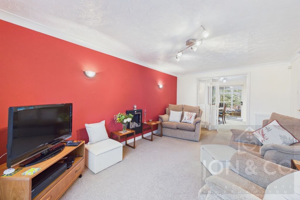 Property photo 3 of 21