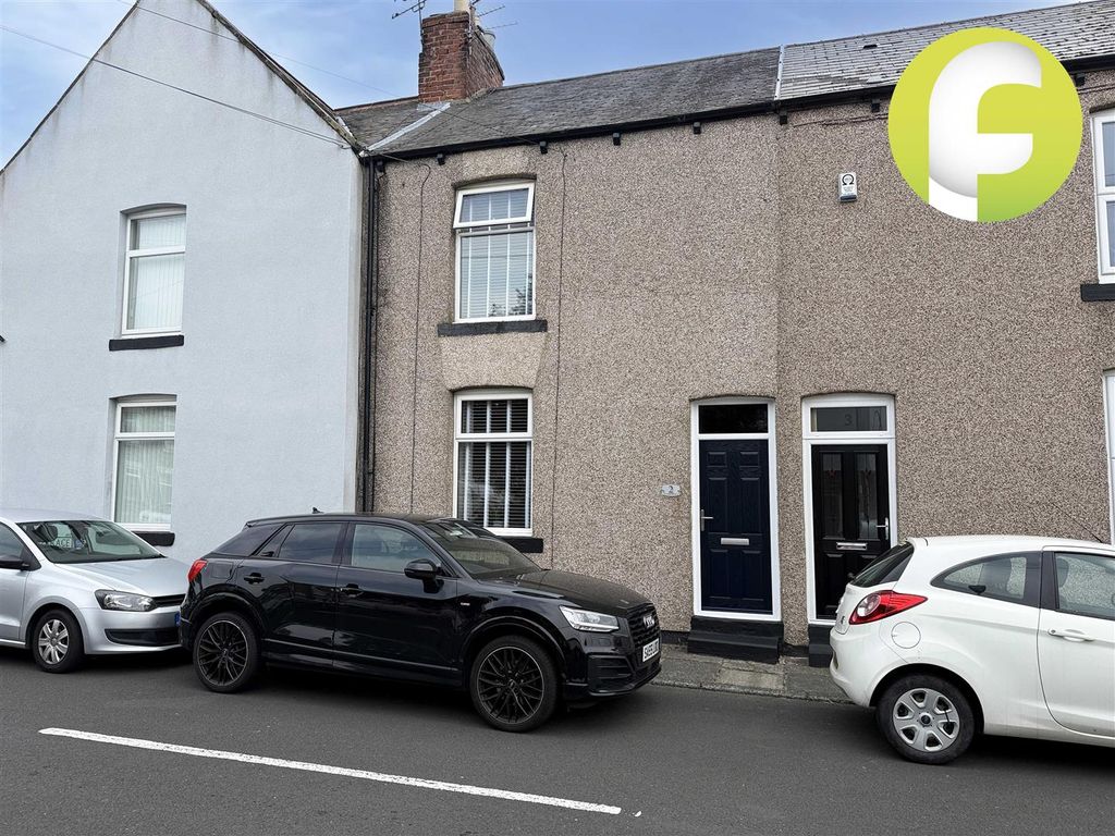 Property photo 1 of 10 Avenue Terrace External F.Jpg