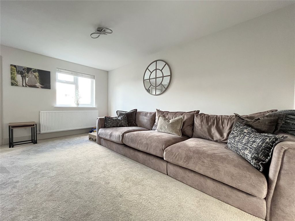 Property photo 2 of 30 Picture No. 40