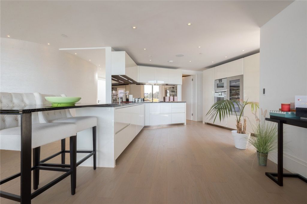 Additional image 7 of 3 bed flat for saleShore Road, Sandbanks, Poole, Dorset BH13