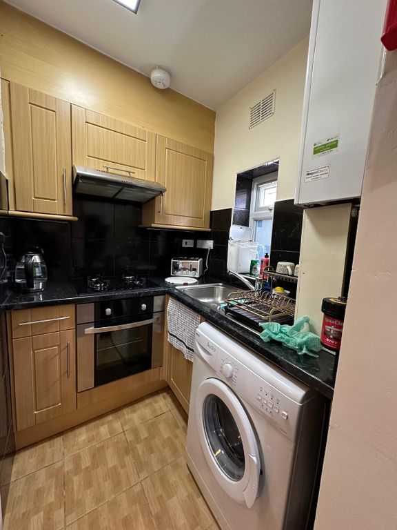 Property photo 3 of 7 Gallery