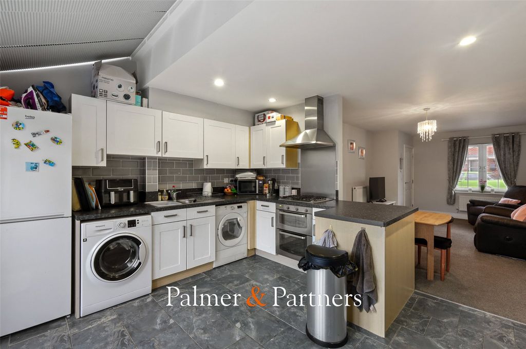 Property photo 3 of 15 Picture No. 09