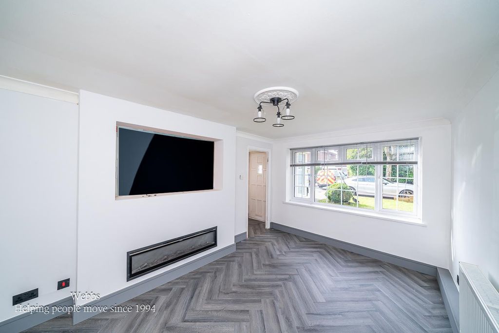 Property photo 2 of 24 Webbs-2 Copy.Jpg