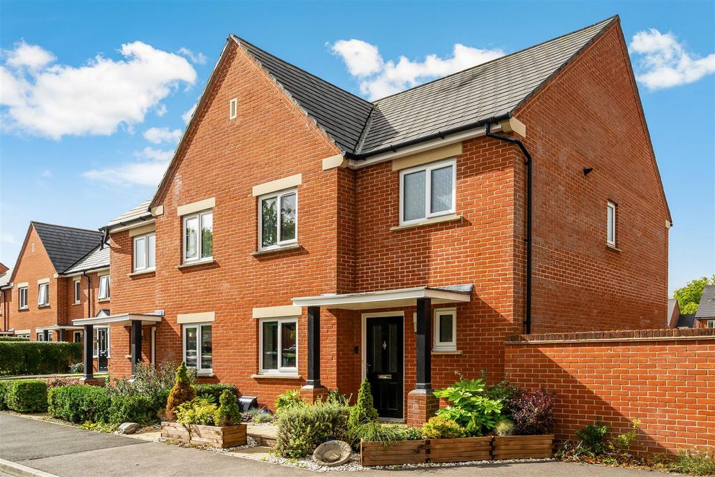 Property photo 1 of 14 Sherwood Way, 71 (Extras)-77.Jpg