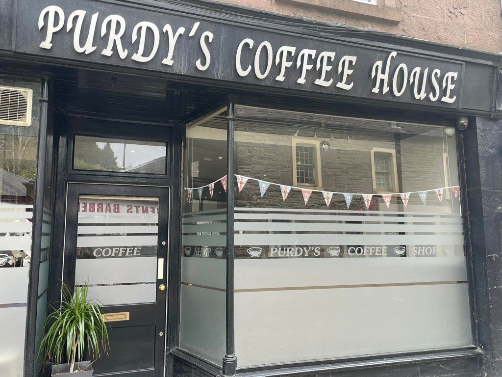 Property photo 1 of 6 Photo 8